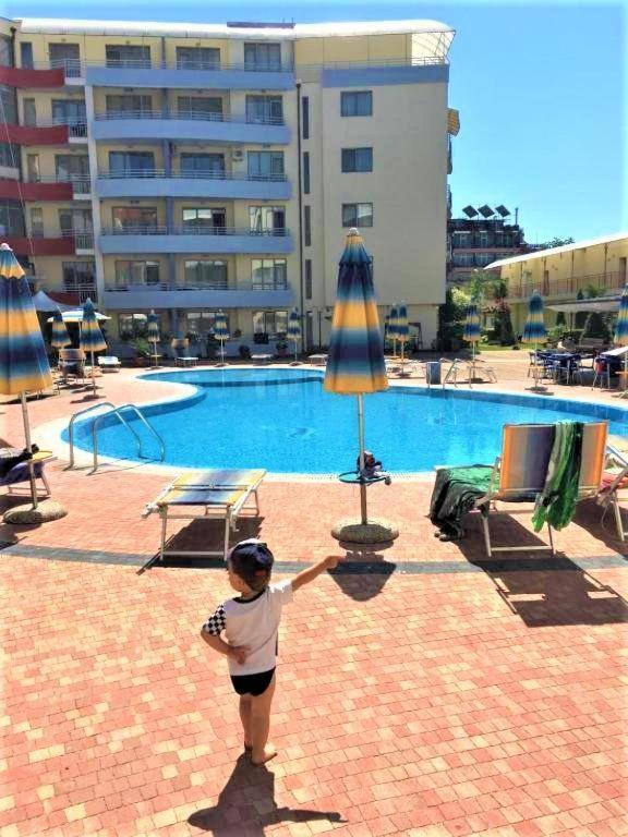 Central Plaza Apartment Sunny Beach Exterior foto