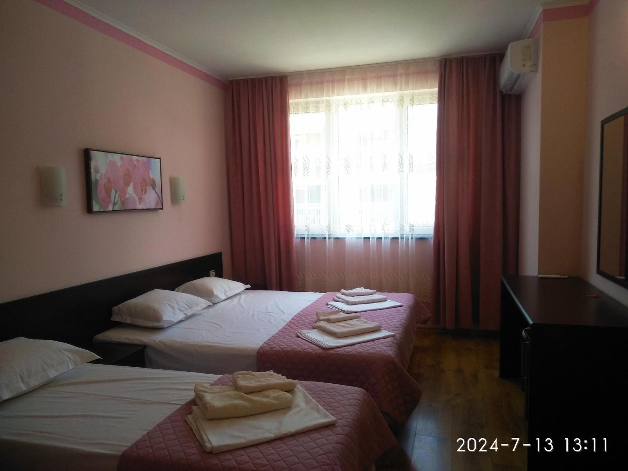 Central Plaza Apartment Sunny Beach Exterior foto