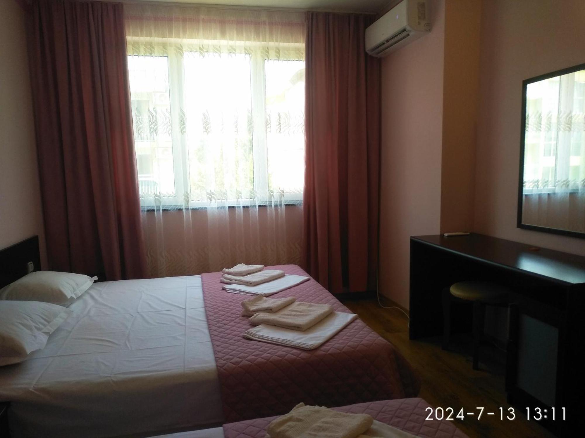 Central Plaza Apartment Sunny Beach Exterior foto